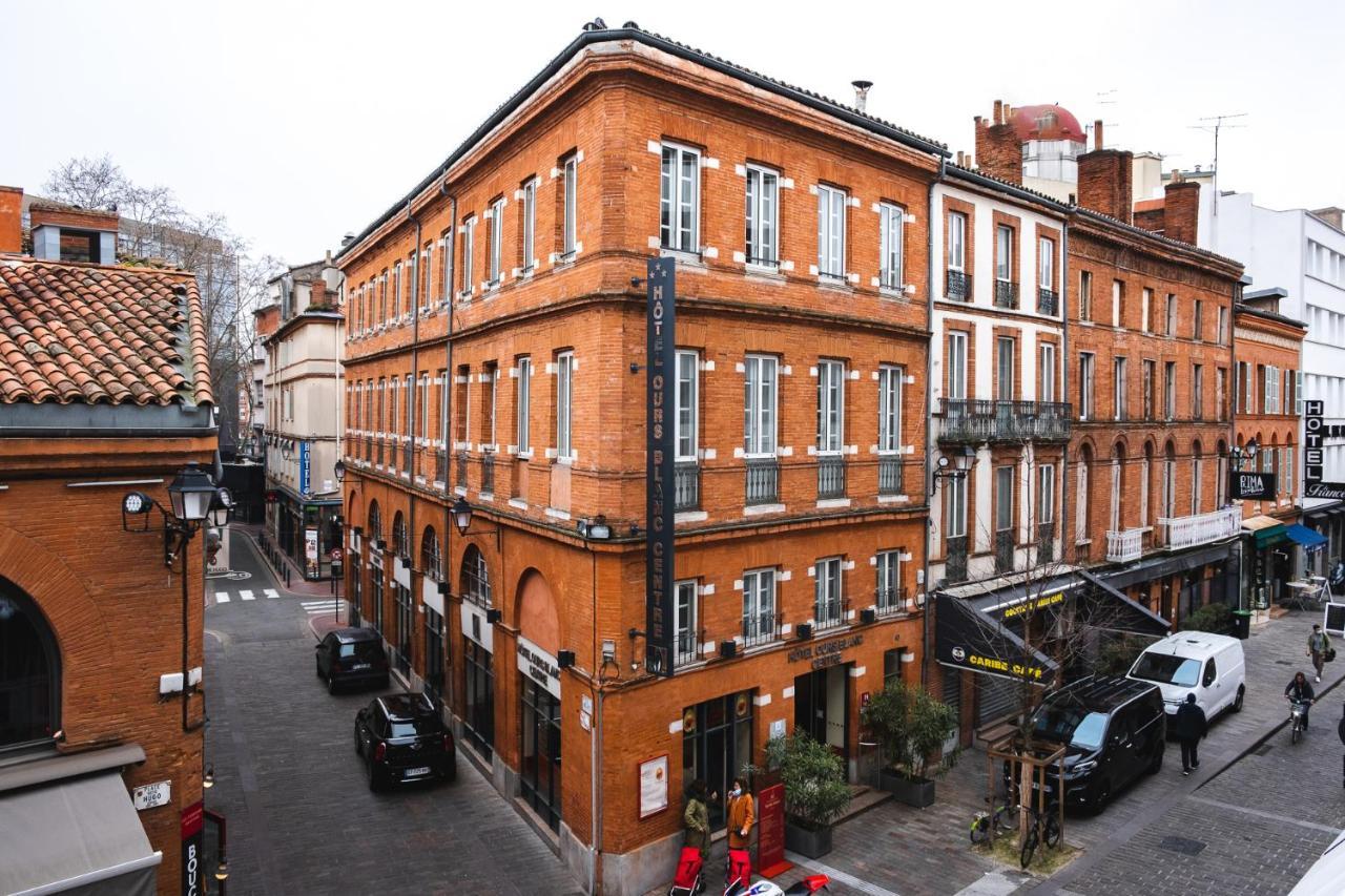 Ours Blanc - Centre 3* Toulouse