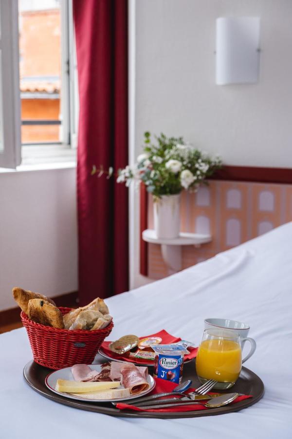 Ours Blanc - Centre Hotel