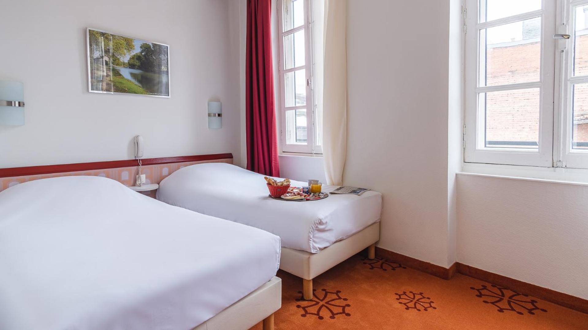 Ours Blanc - Centre Hotel