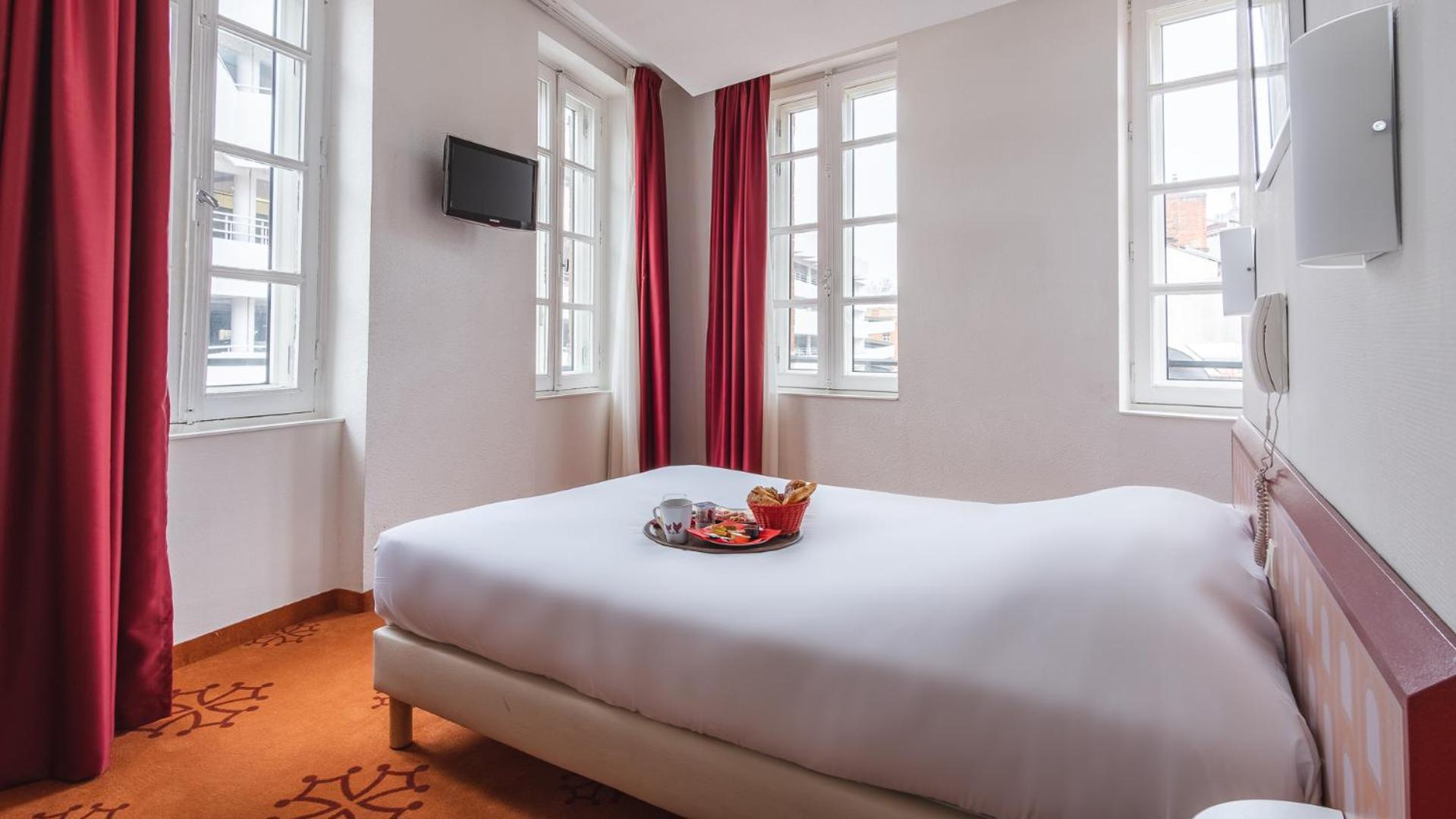Hotel Ours Blanc - Centre 3*